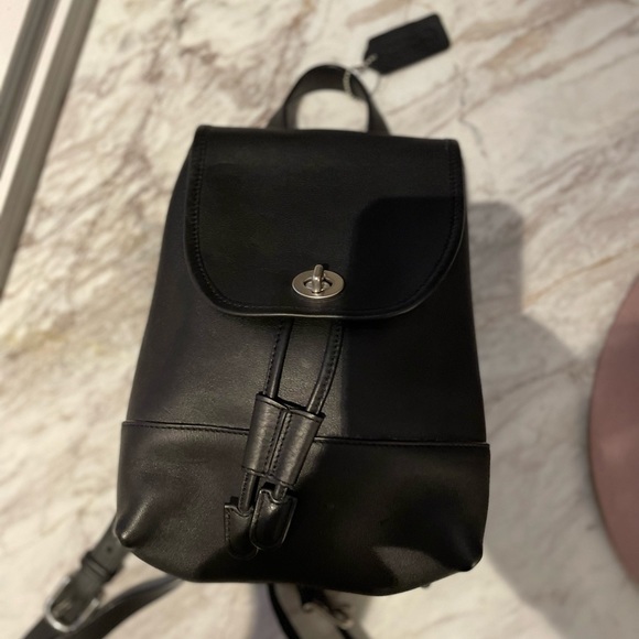 Vintage Coach 9960 Black Leather Day Pack Backpack - Picture 6 of 12